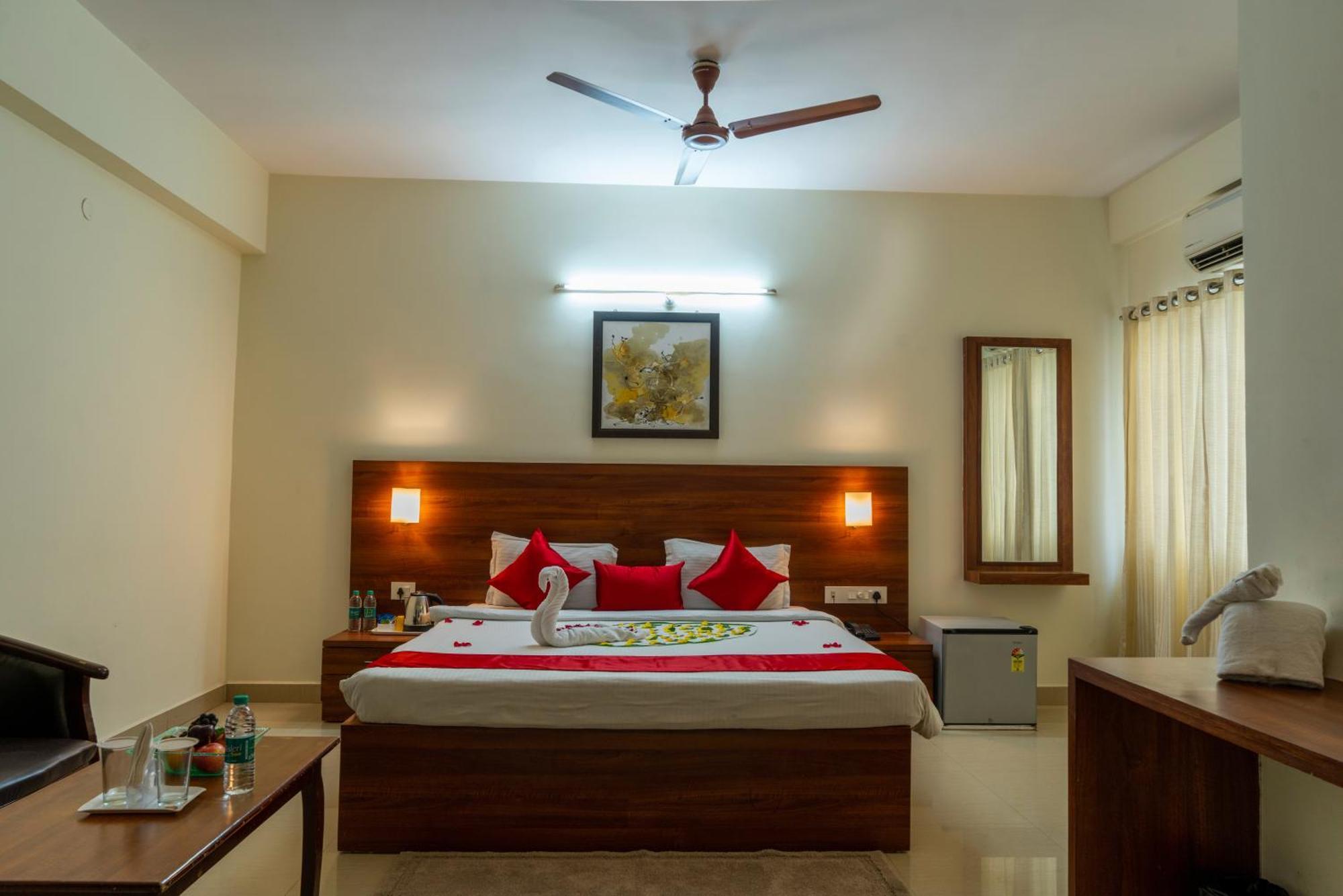 Hotel Krrish Inn - Ameerpet, Hyderabad Exterior foto