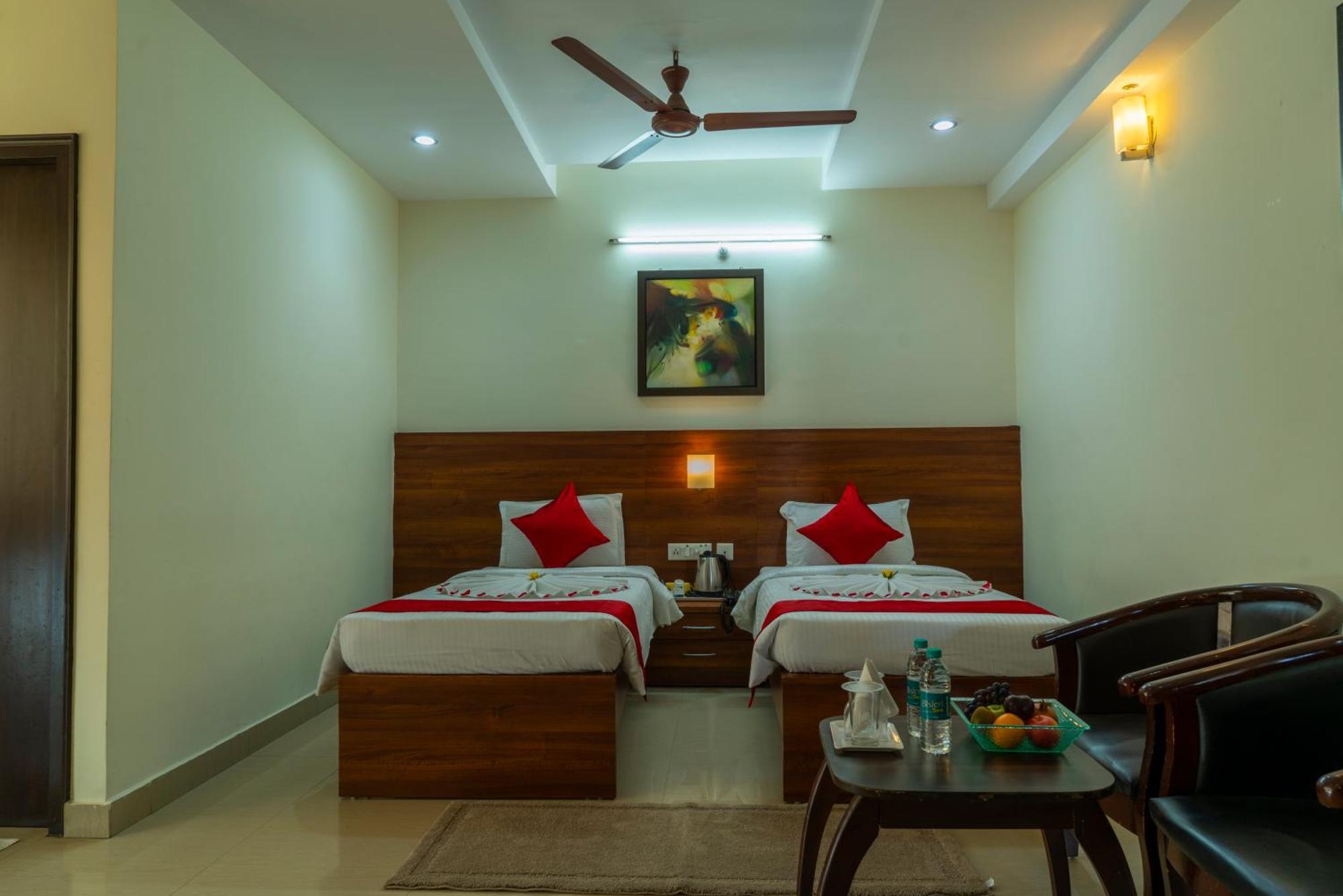 Hotel Krrish Inn - Ameerpet, Hyderabad Exterior foto